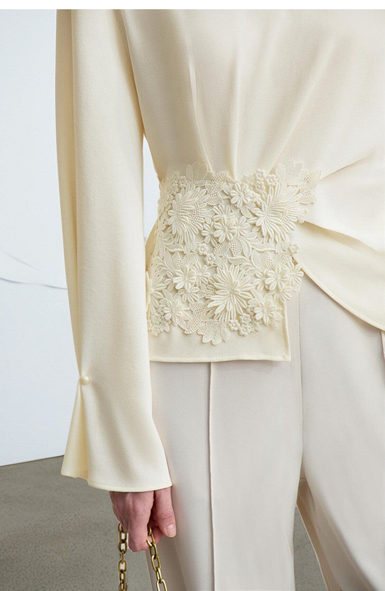 Aveline Floral Appliqué Blouse